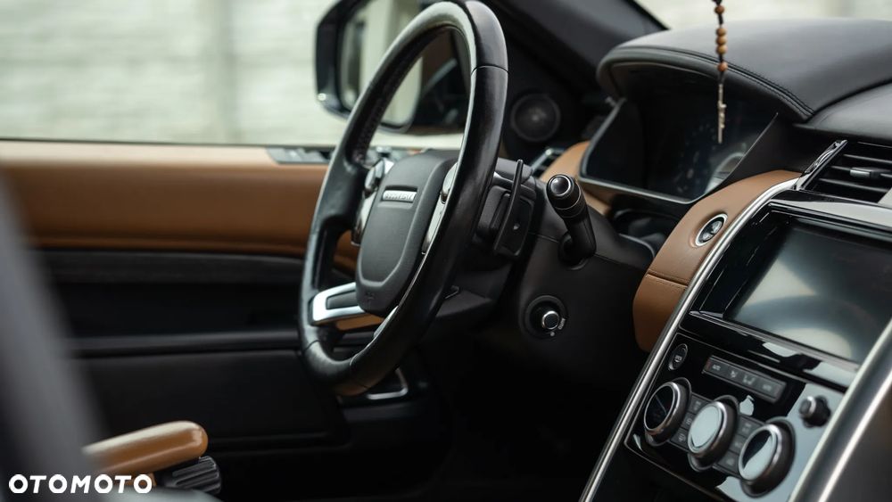 Land Rover Discovery 3.0 SDV6 HSE Luxury - 20