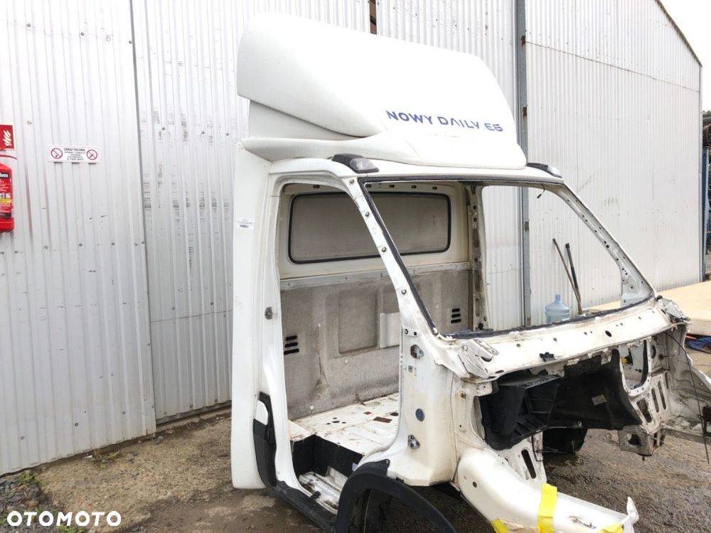KABINA  IVECO DAILY VI Platforma / podwozie 2014 - 2022 35S15, 35C15, 40C15, 50C15, 60C15, 65C15, - 10