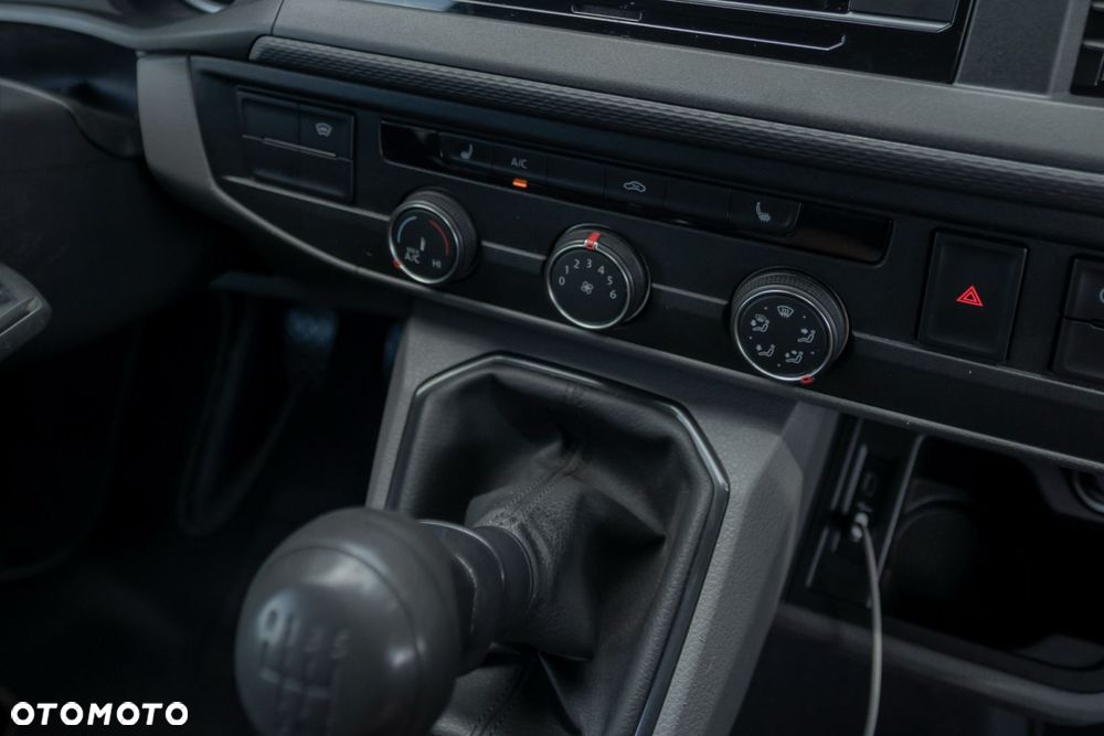 Volkswagen Transporter L2H1 - 27