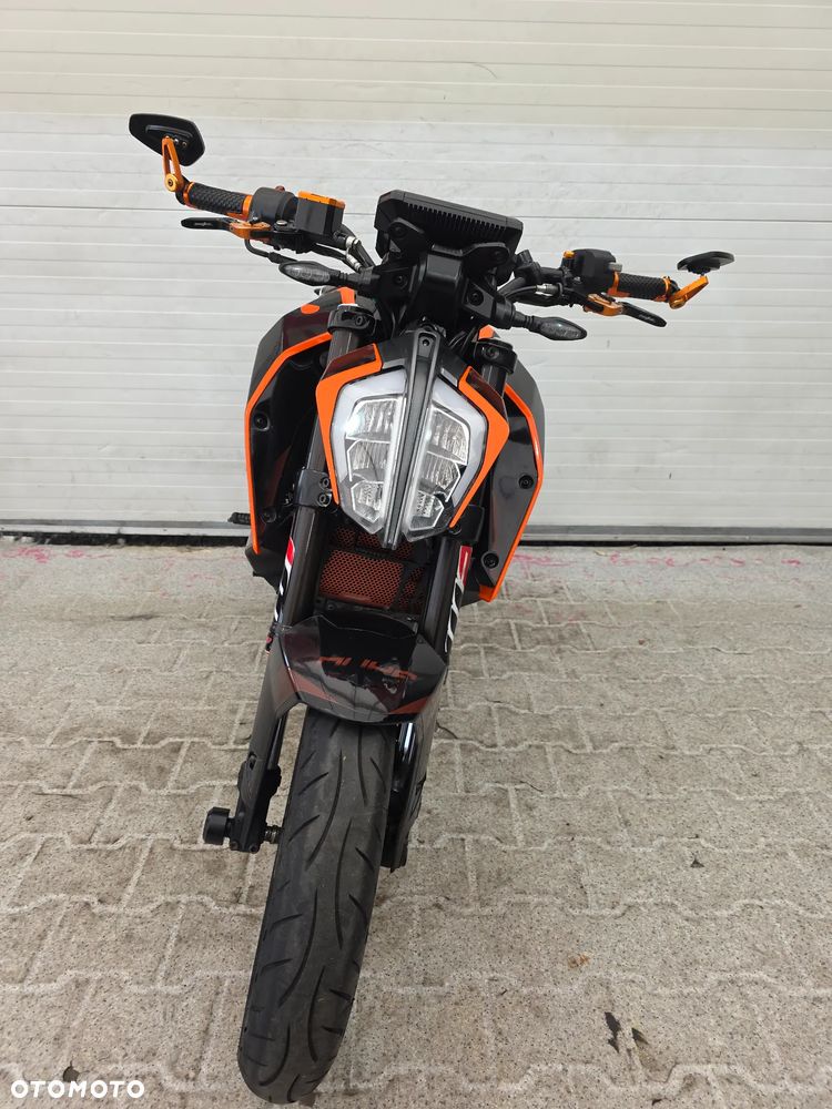 KTM Duke - 22