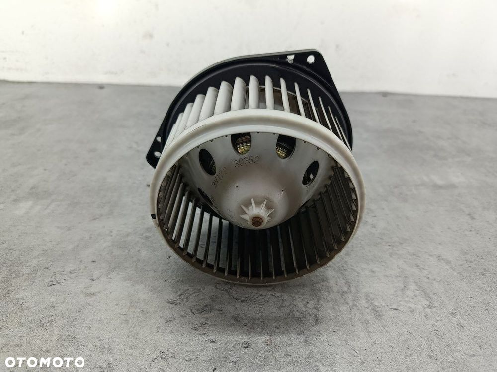 WENTYLATOR NAWIEWU, DMUCHAWA NISSAN MURANO 3V17230352 3.5 24V - 7