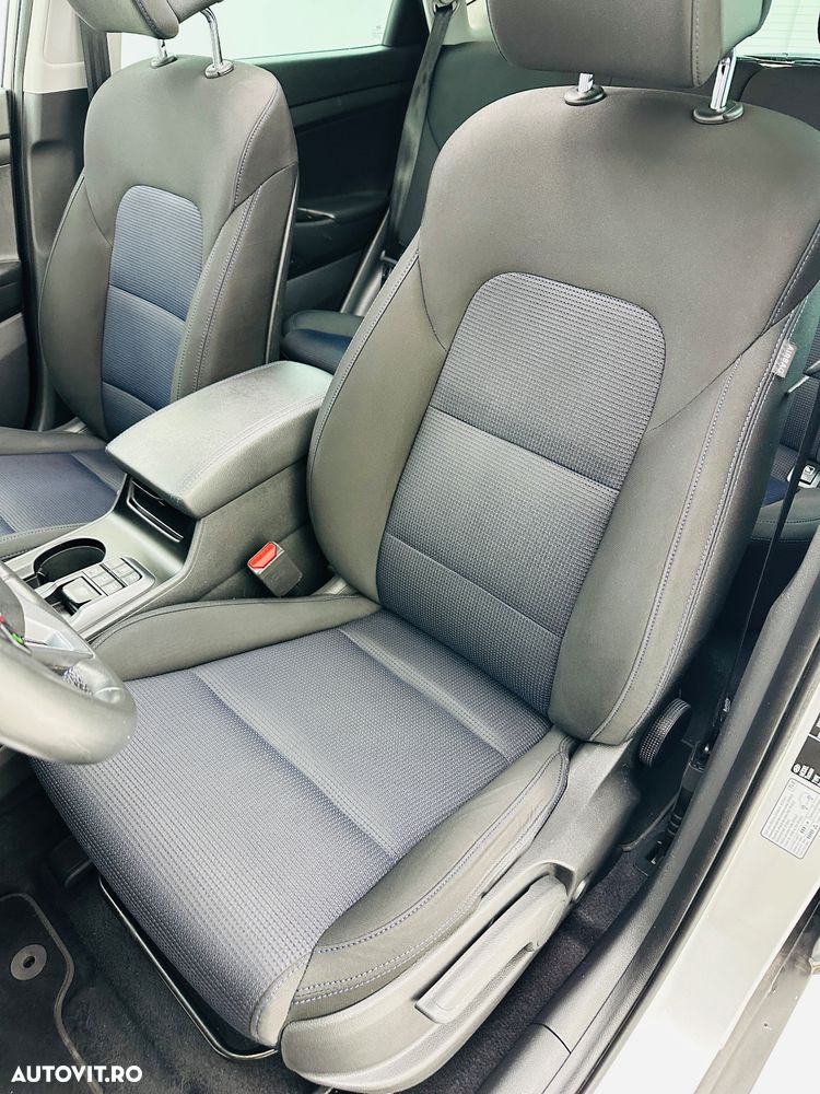 Hyundai Tucson blue 1.7 CRDi 2WD DCT Premium - 11