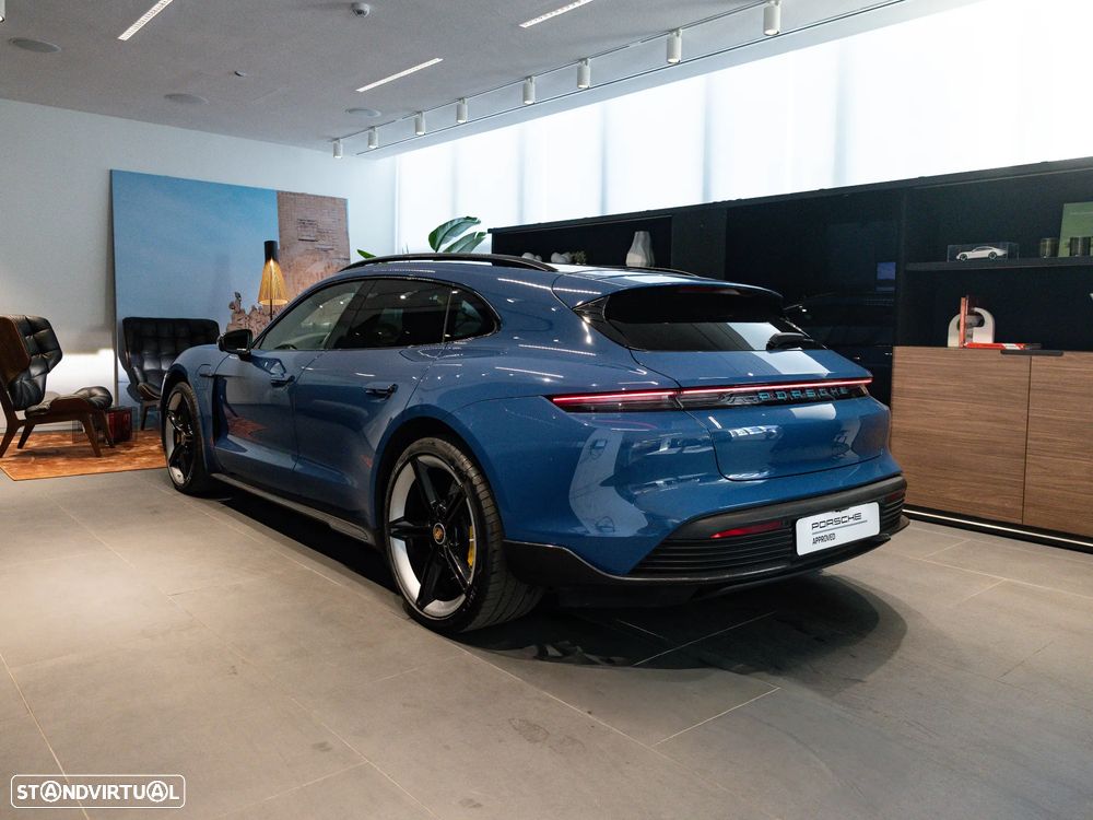 Porsche Taycan Sport Turismo GTS - 11