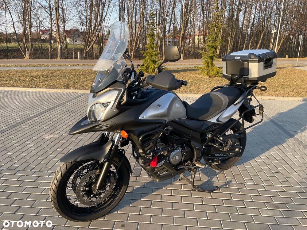 Suzuki V-STROM - 12