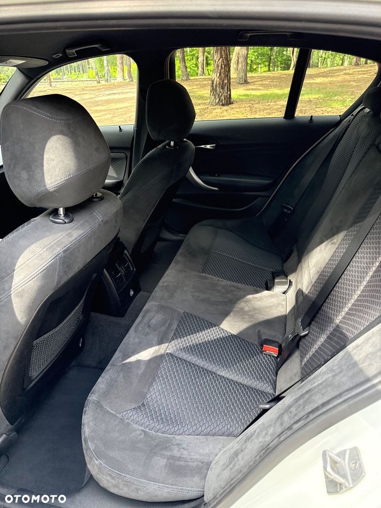 BMW Seria 1 116d M Sport Shadow - 23