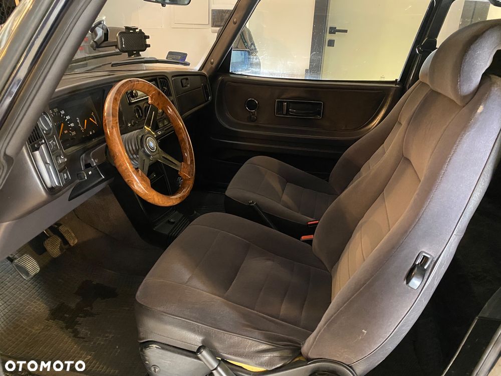 Saab 900 900i 20-16 - 24