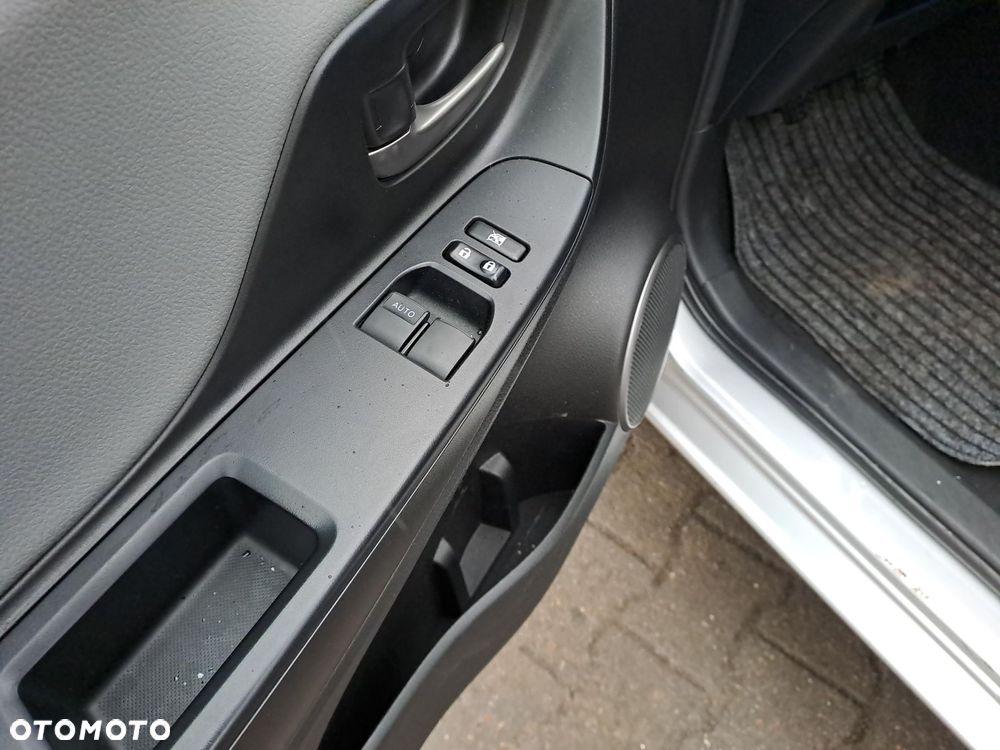 Toyota Yaris - 19