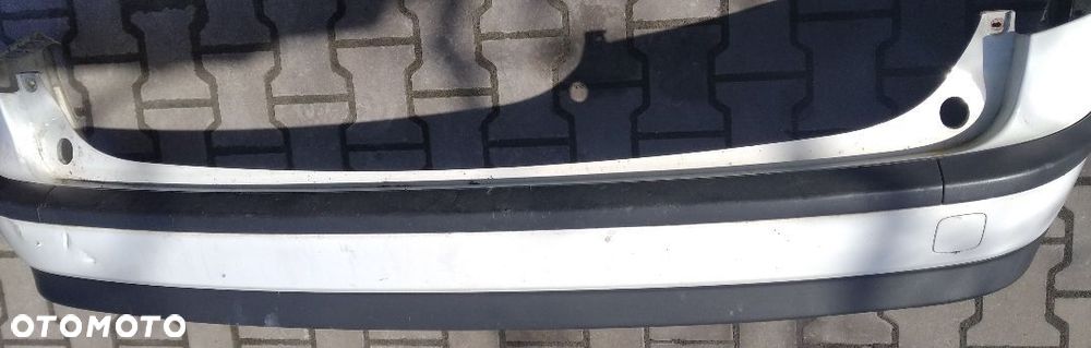 Ford Focus MK2 zderzak tył tylny kombi - 3