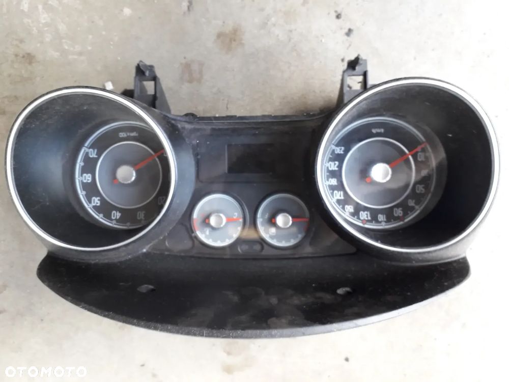 licznik 00518405190 Grande Punto Evo 1.2 - 3