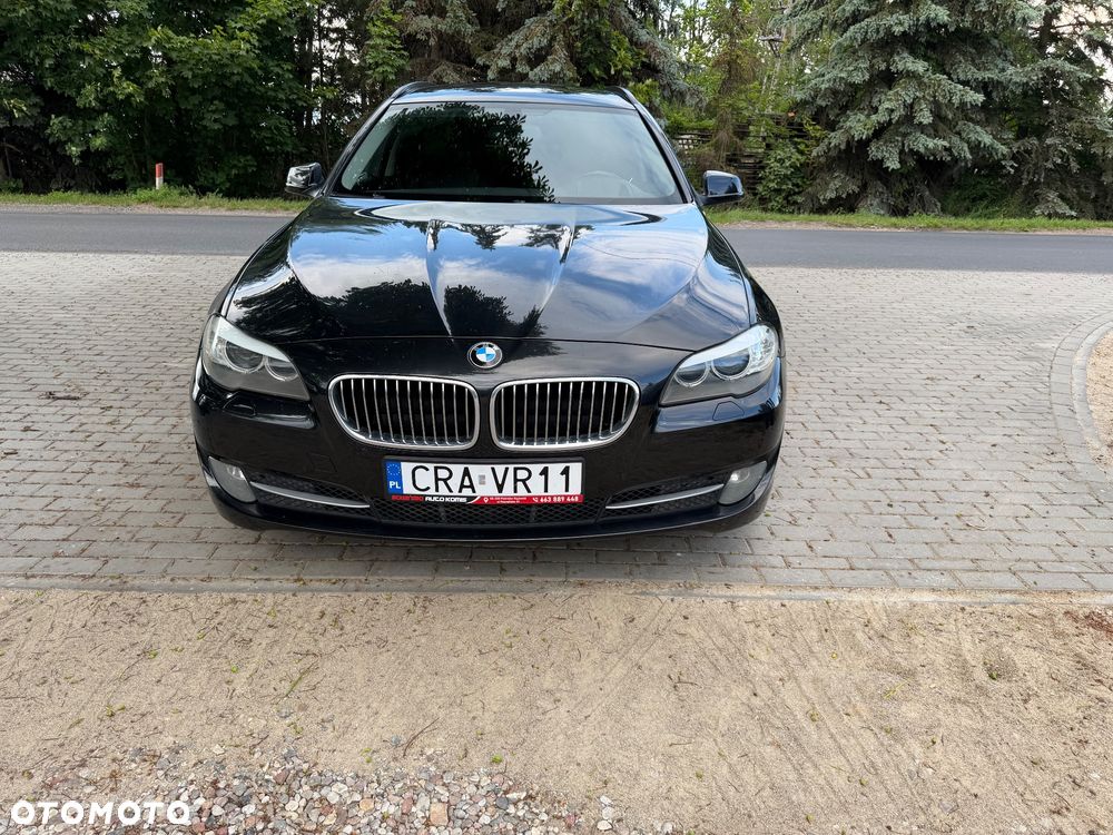 BMW Seria 5 525d - 2