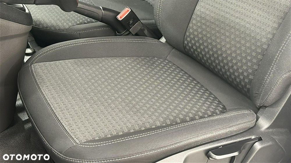 Ford Transit Connect - 11