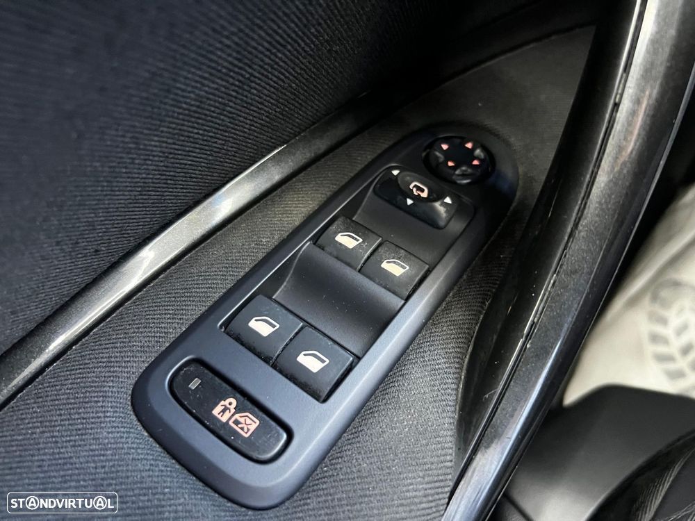 Citroën C5 2.0 HDi Exclusive Auto-A. - 33