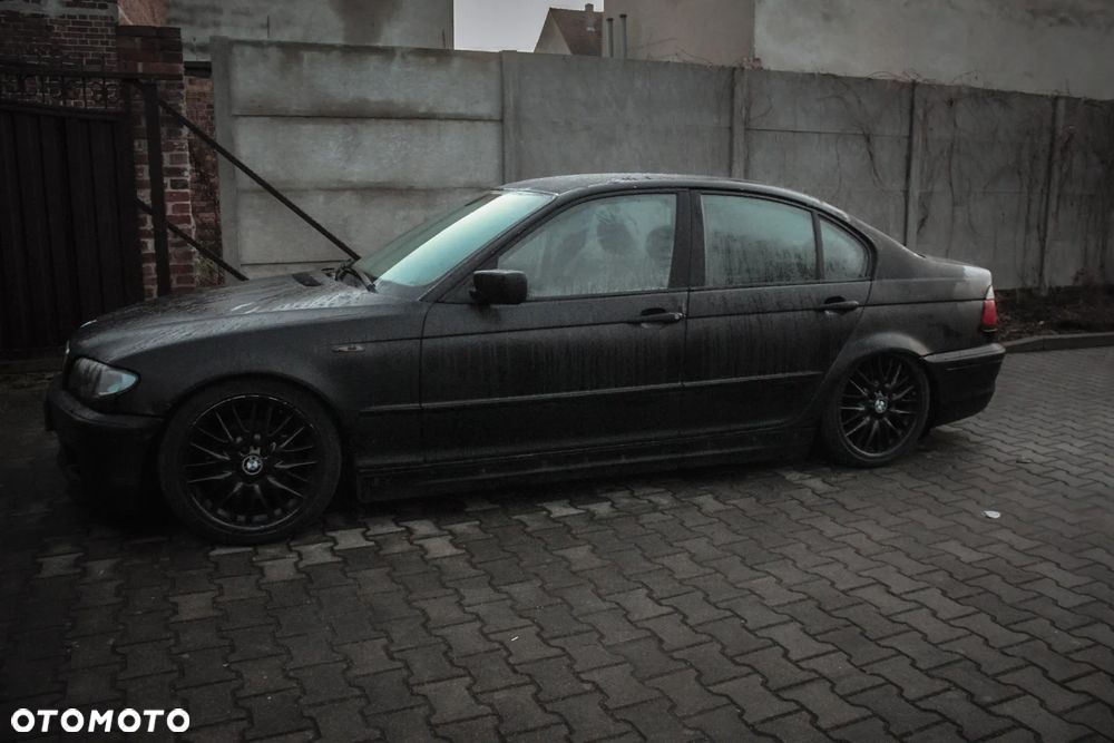 BMW Seria 3 325i - 7