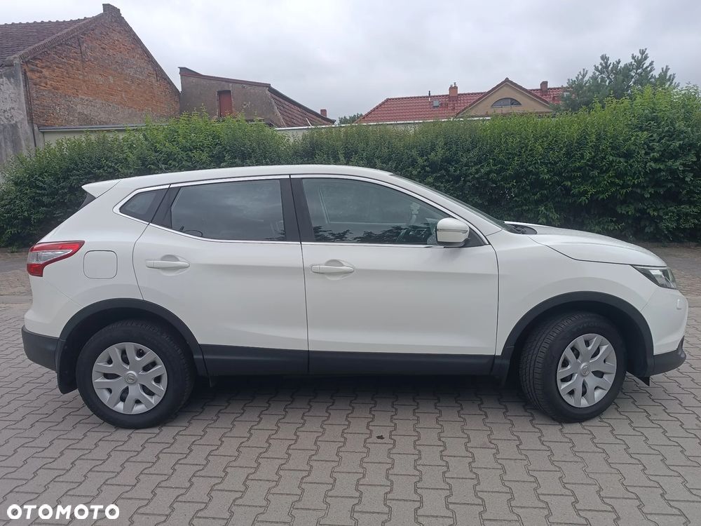 Nissan Qashqai 1.2 DIG-T N-Connecta - 2