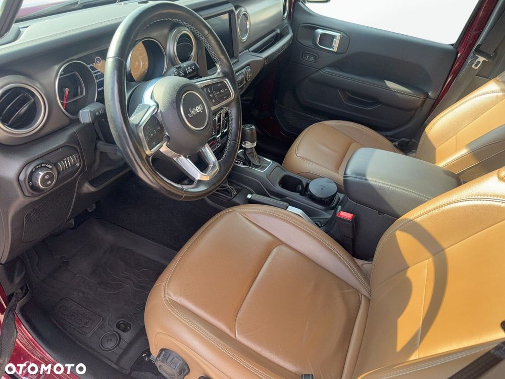 Jeep Wrangler - 10
