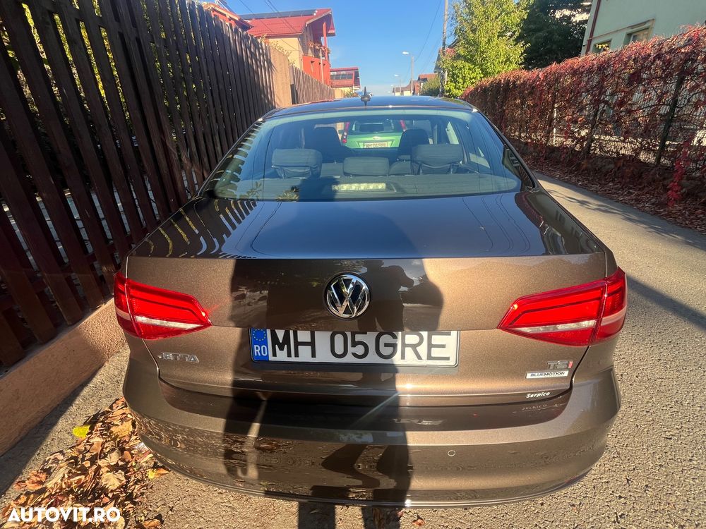 Volkswagen Jetta - 18