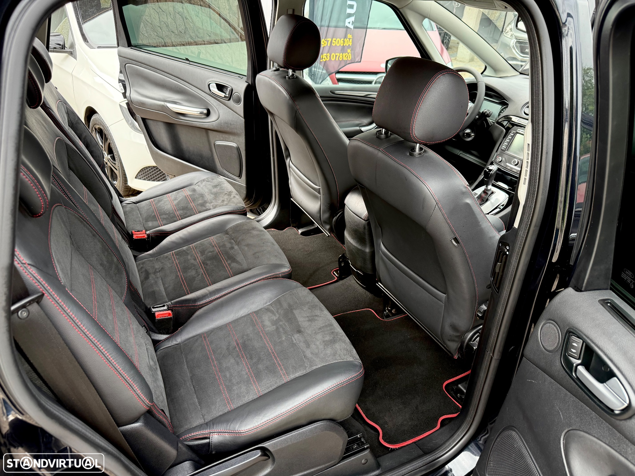 Ford S-Max 2.0 TDCi Titanium Busine. 7L Aut. - 42