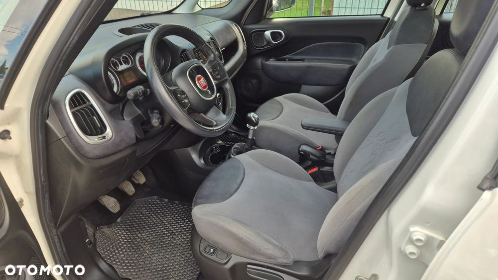 Fiat 500L 1.4 16V Urban Edition - 18