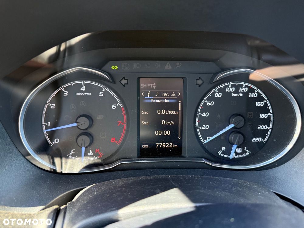 Toyota Yaris - 10