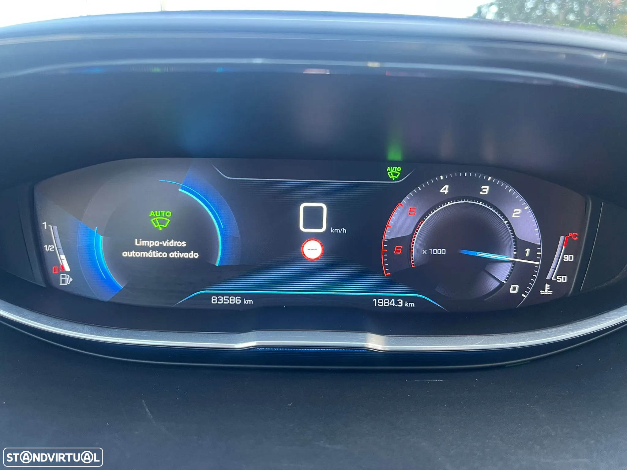 Peugeot 3008 1.5 BlueHDi Allure - 28