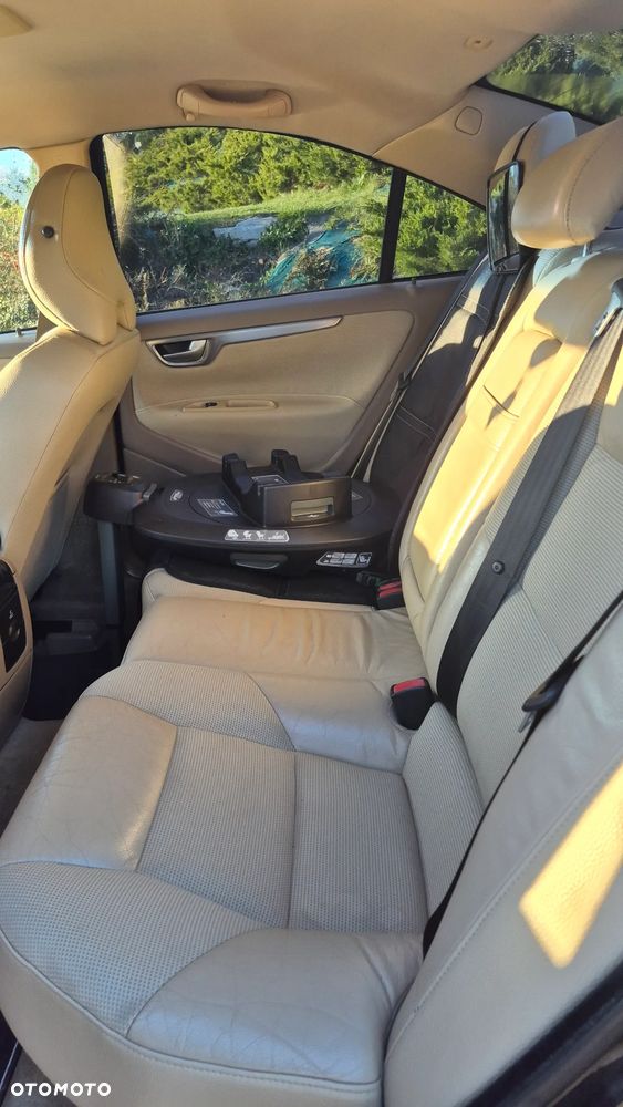 Volvo S60 2.4D Kinetic - 7