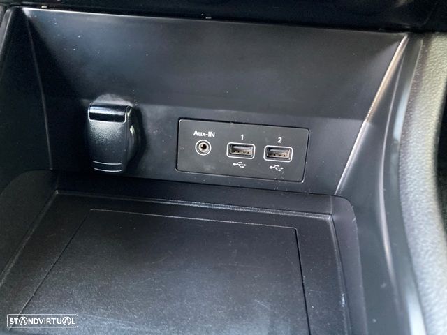 Renault Captur TCe 100 EXPERIENCE - 25