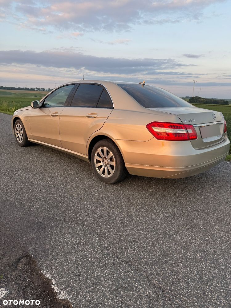 Mercedes-Benz Klasa E 220 CDI DPF BlueEFFICIENCY - 5