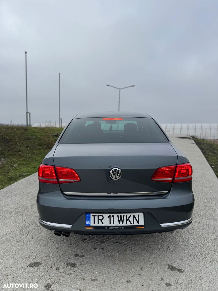 Volkswagen Passat 2.0 Blue TDI SCR Comfortline - 3