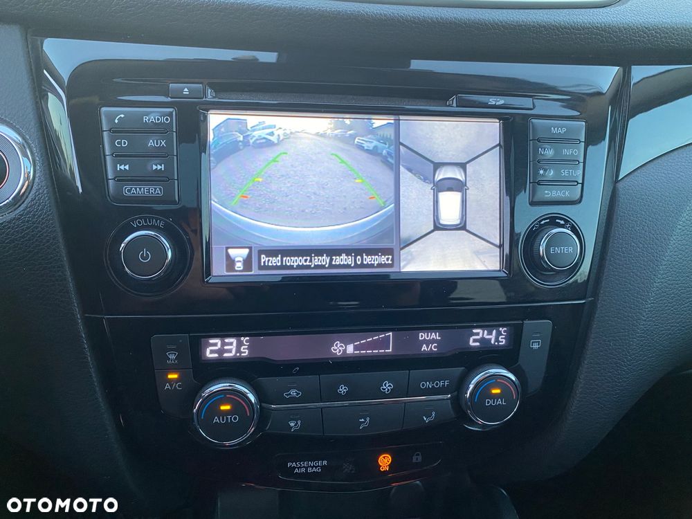 Nissan Qashqai 1.6 DIG-T N-Connecta - 34