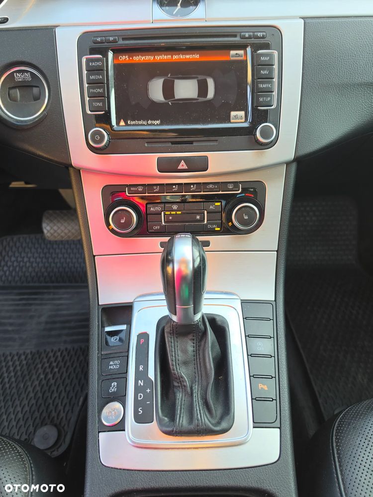 Volkswagen Passat 2.0 TDI Highline DSG - 6