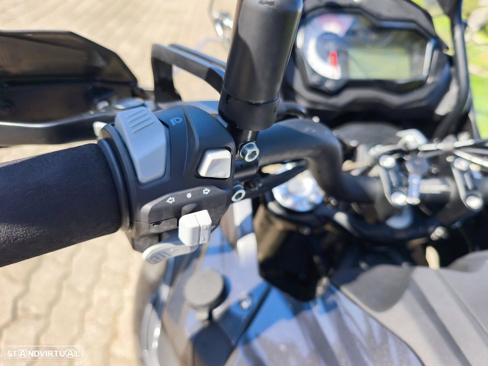 Benelli TRK 502 X - 2