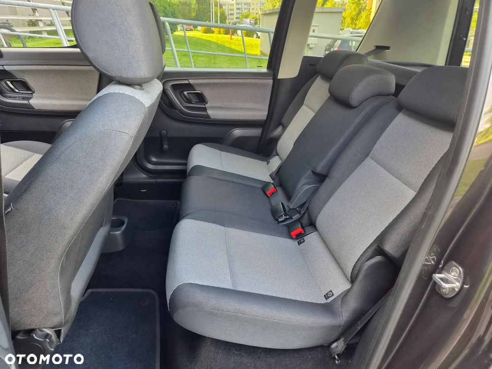 Skoda Roomster 1.4 16V Elegance - 17