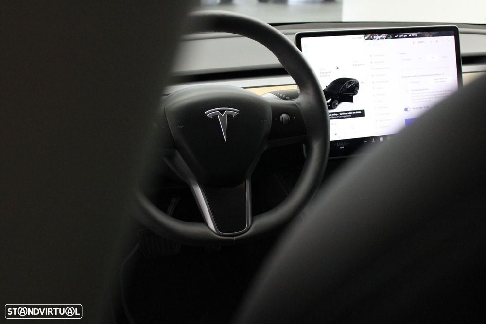 Tesla Model 3 Long Range Tração Traseira - 32