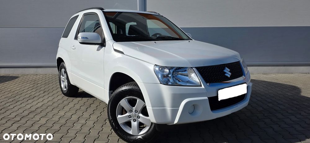 Suzuki Grand Vitara 1.6 Club - 11