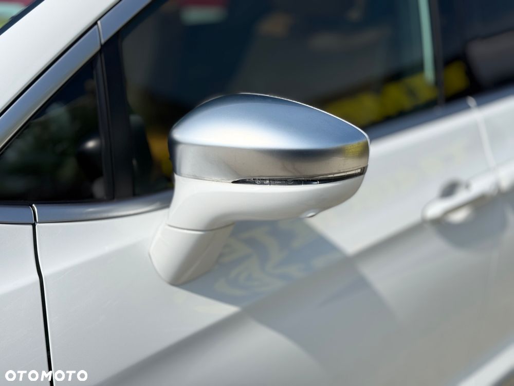 Chrysler Pacifica - 12