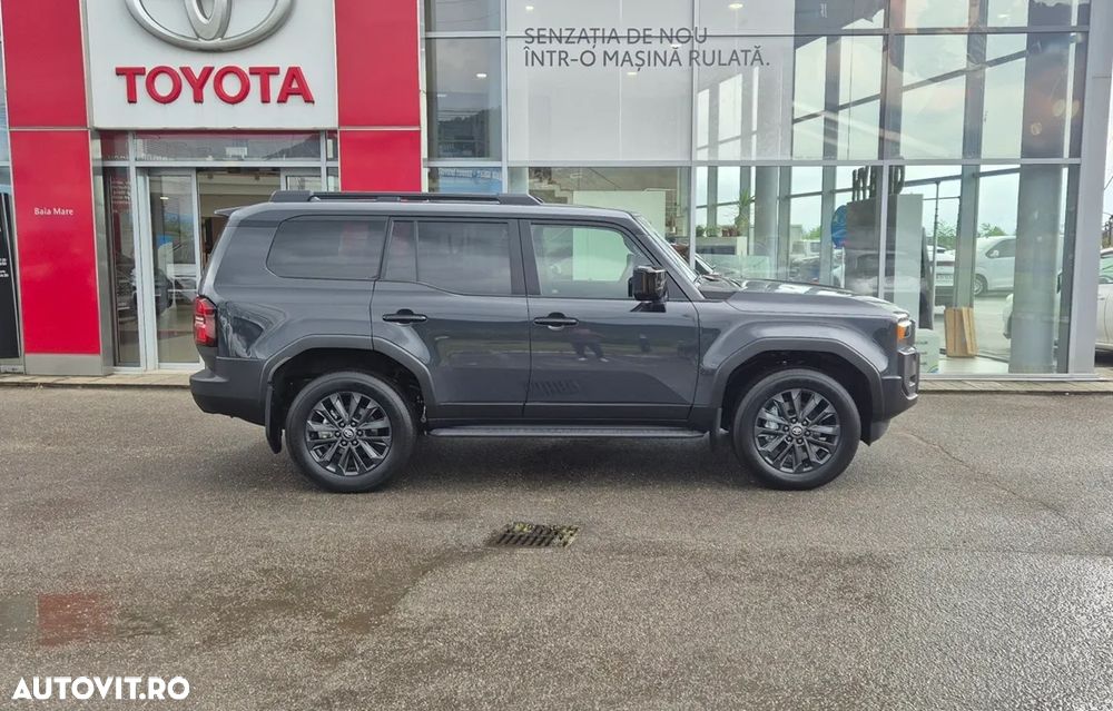 Toyota Land Cruiser 250 2.8l D-4D 204 CP A/T 7 locuri Luxury - 5