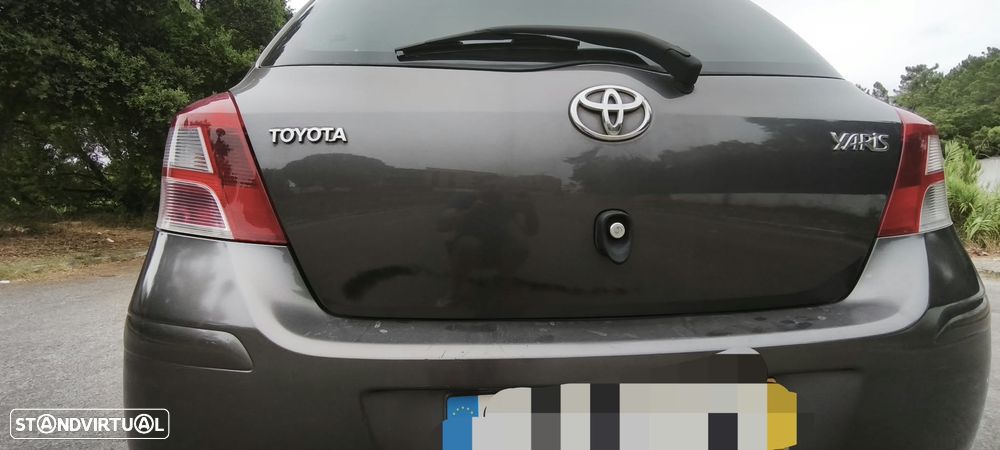 Toyota Yaris 2010 photo 5