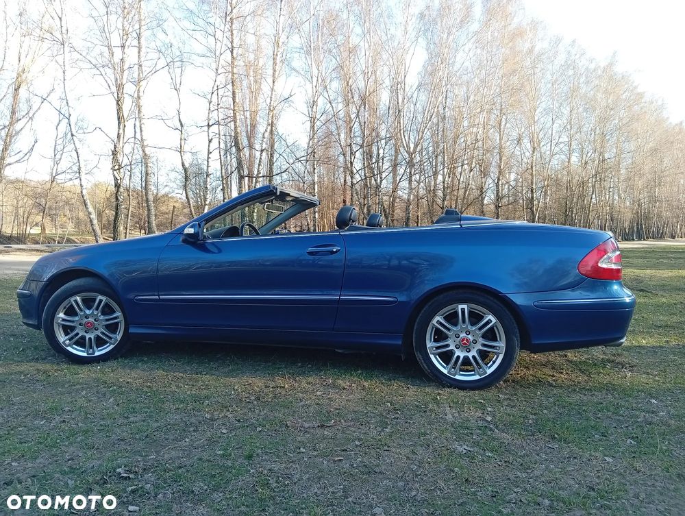 Mercedes-Benz CLK - 6