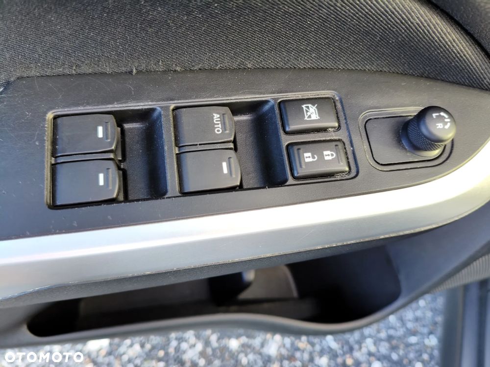 Suzuki Vitara 1.6 Premium 2WD - 19