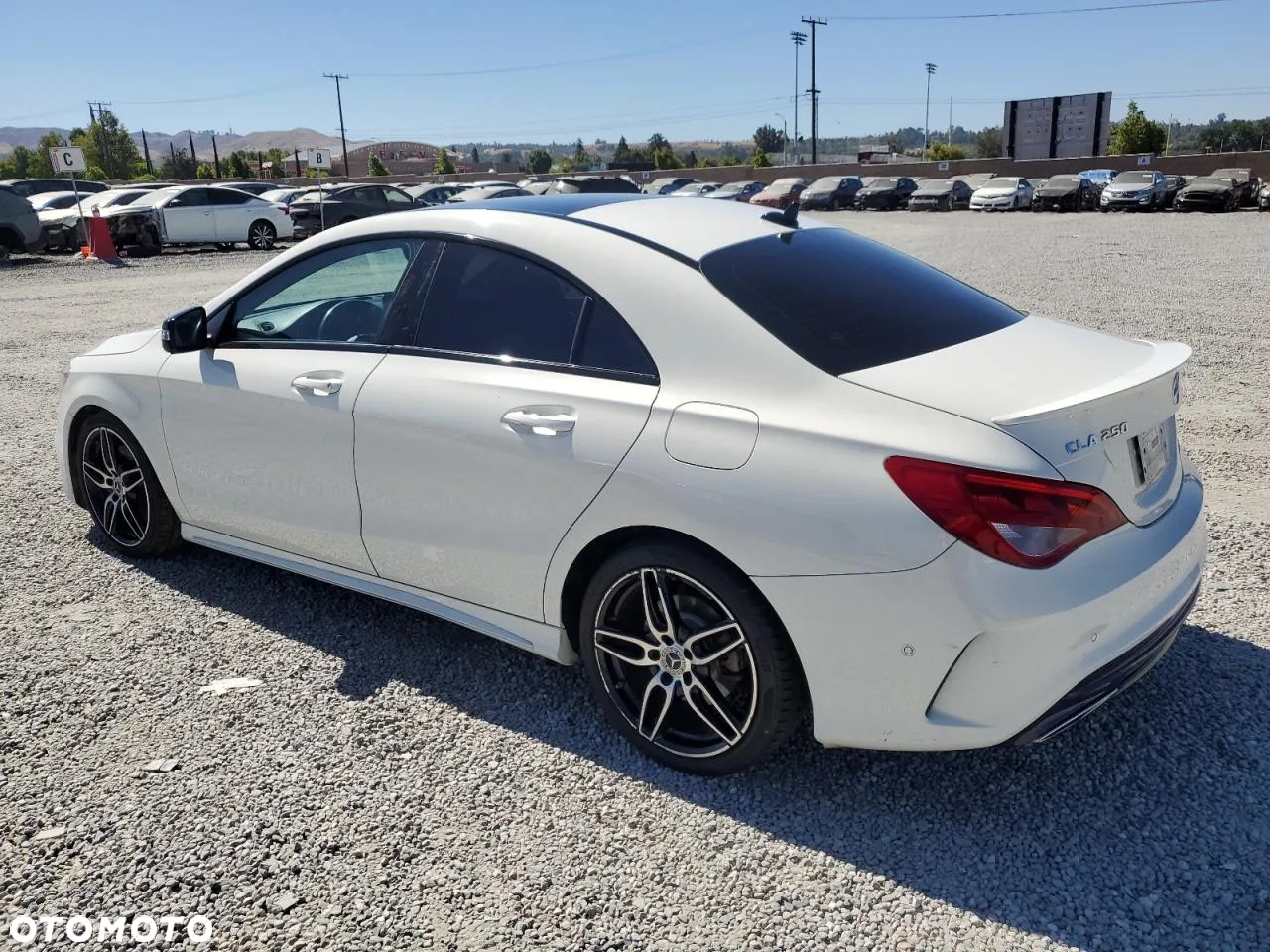 Mercedes-Benz CLA 250 4-Matic - 3
