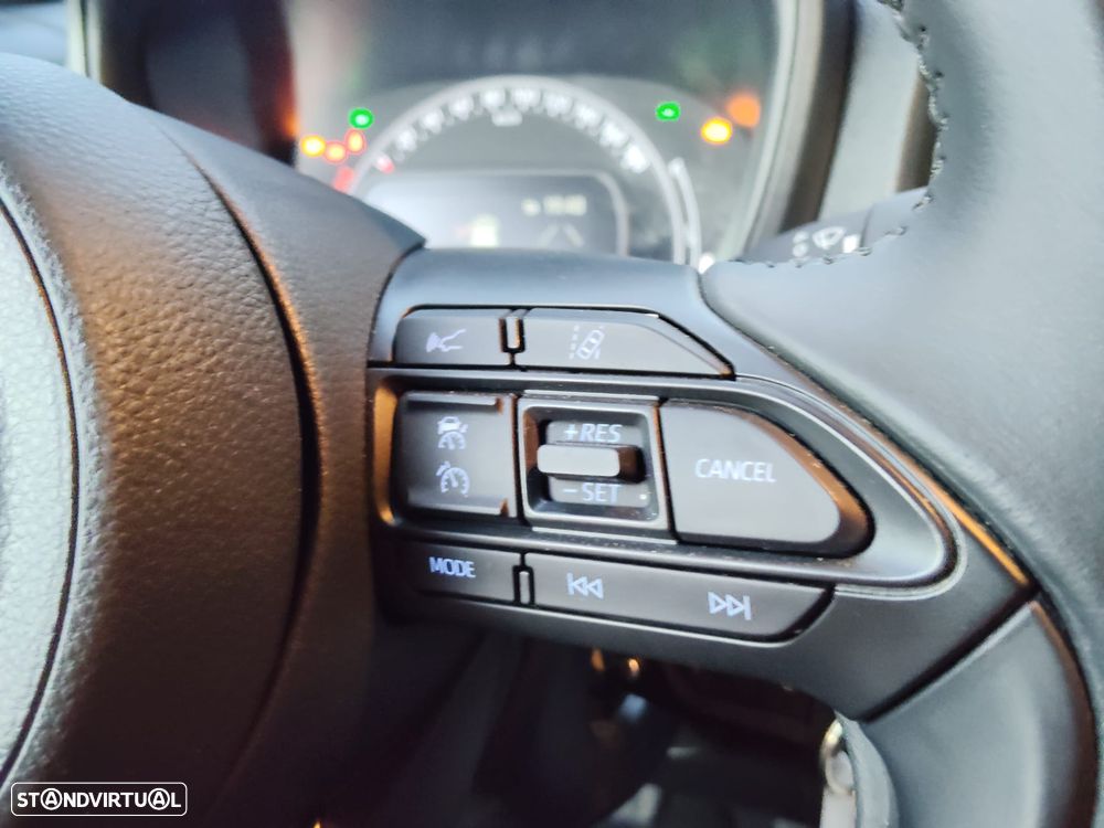 Toyota Aygo 1.0 X-Play Plus - 12