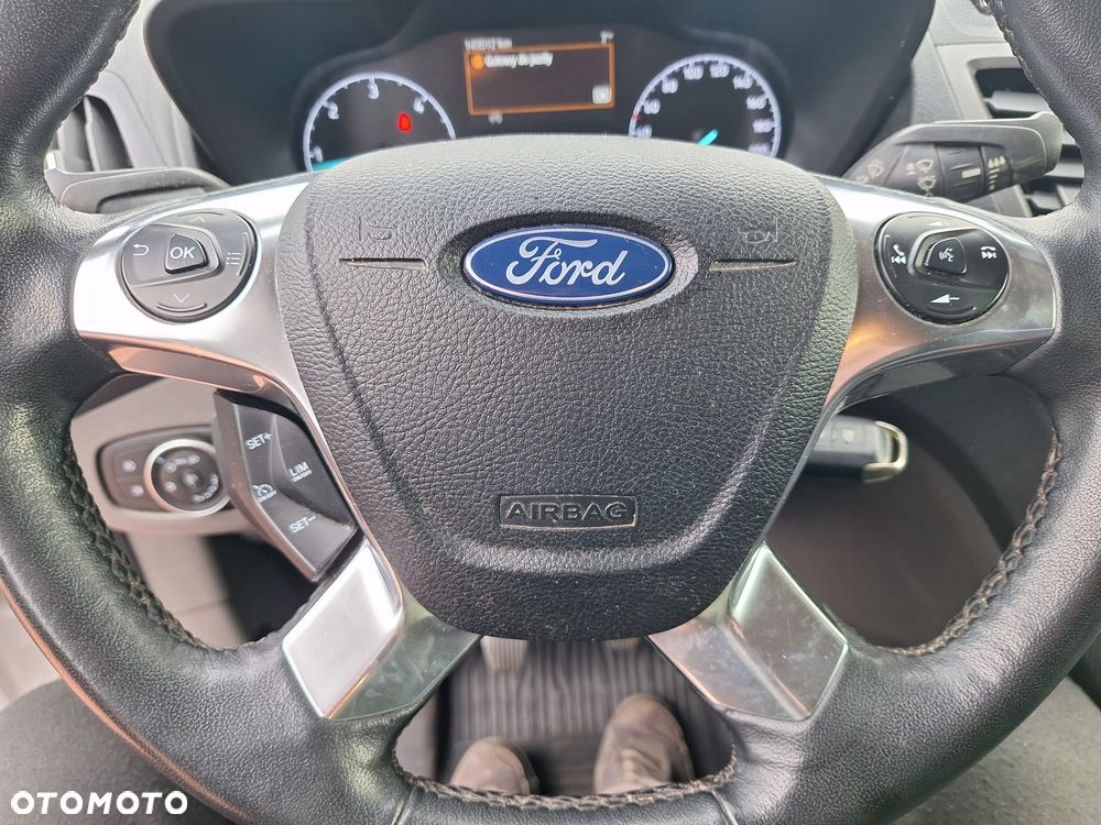 Ford Transit Connect - 9