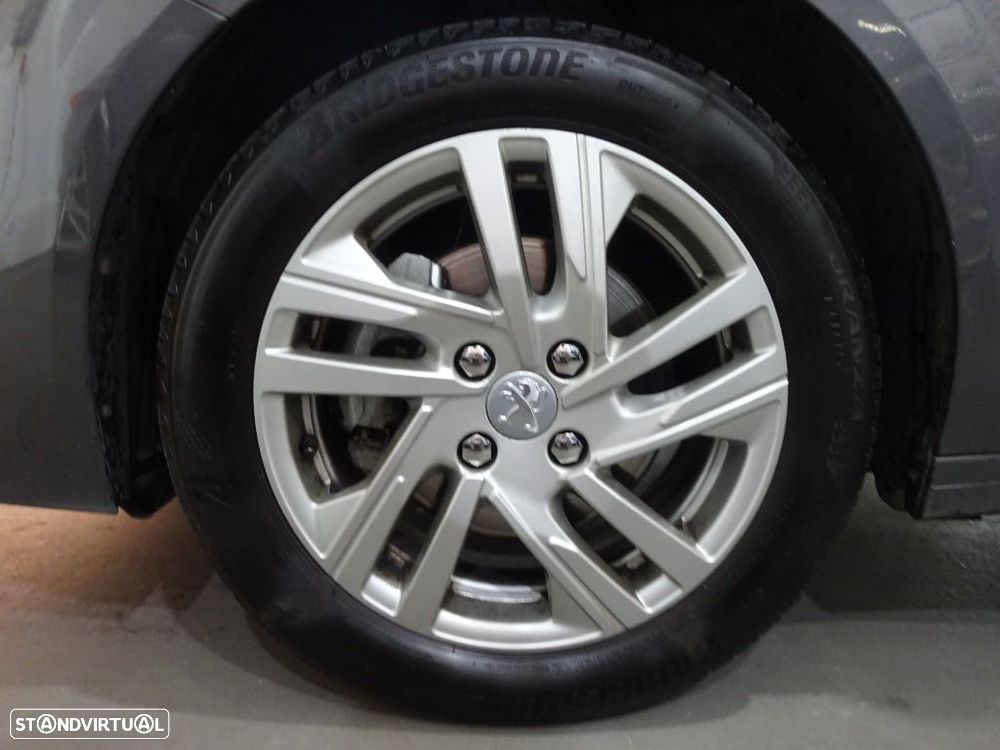 Peugeot 208 1.2 PureTech Active - 33