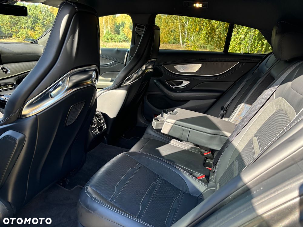 Mercedes-Benz AMG GT 43 4-Matic+ - 9