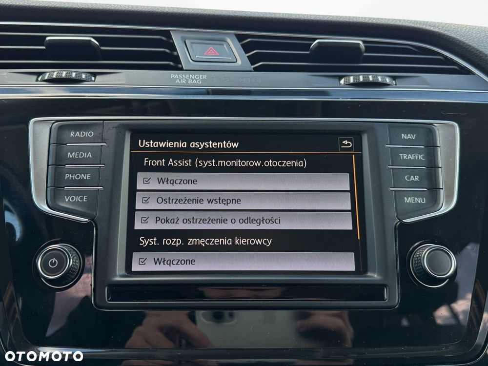 Volkswagen Touran 2.0 TDI BMT Highline - 19