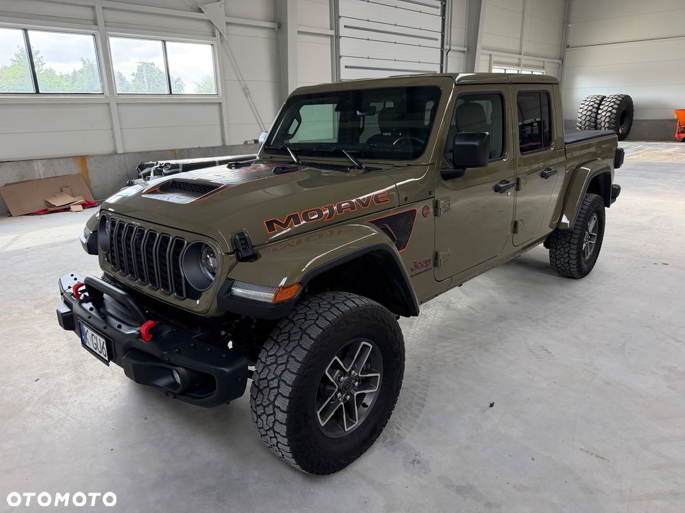 Jeep Gladiator - 12