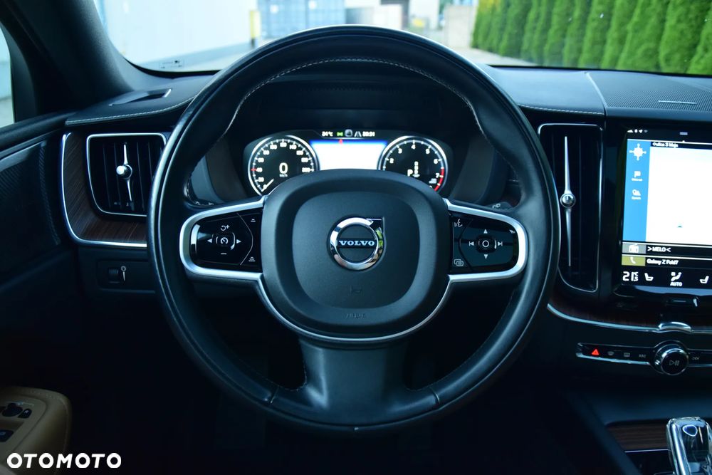 Volvo XC 60 B5 B AWD Inscription - 35