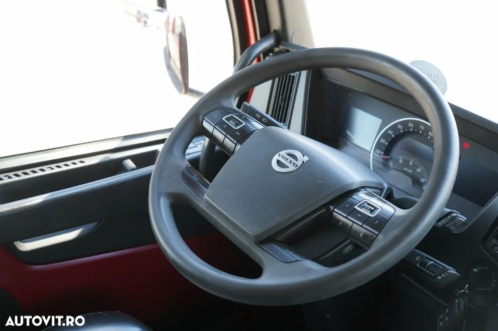 Volvo FMX 460 / 8x4 / BASCULATOR SPATE / I-SHIFT / EURO 6 / - 31