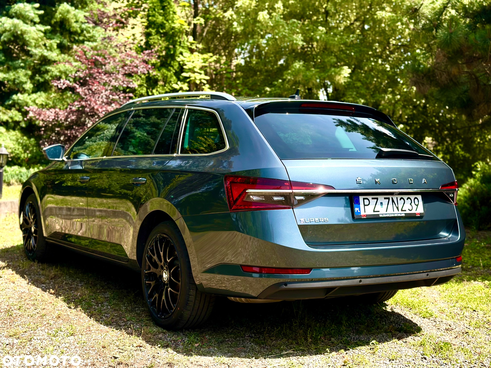 Skoda Superb 2.0 TDI DSG Premium Edition - 7