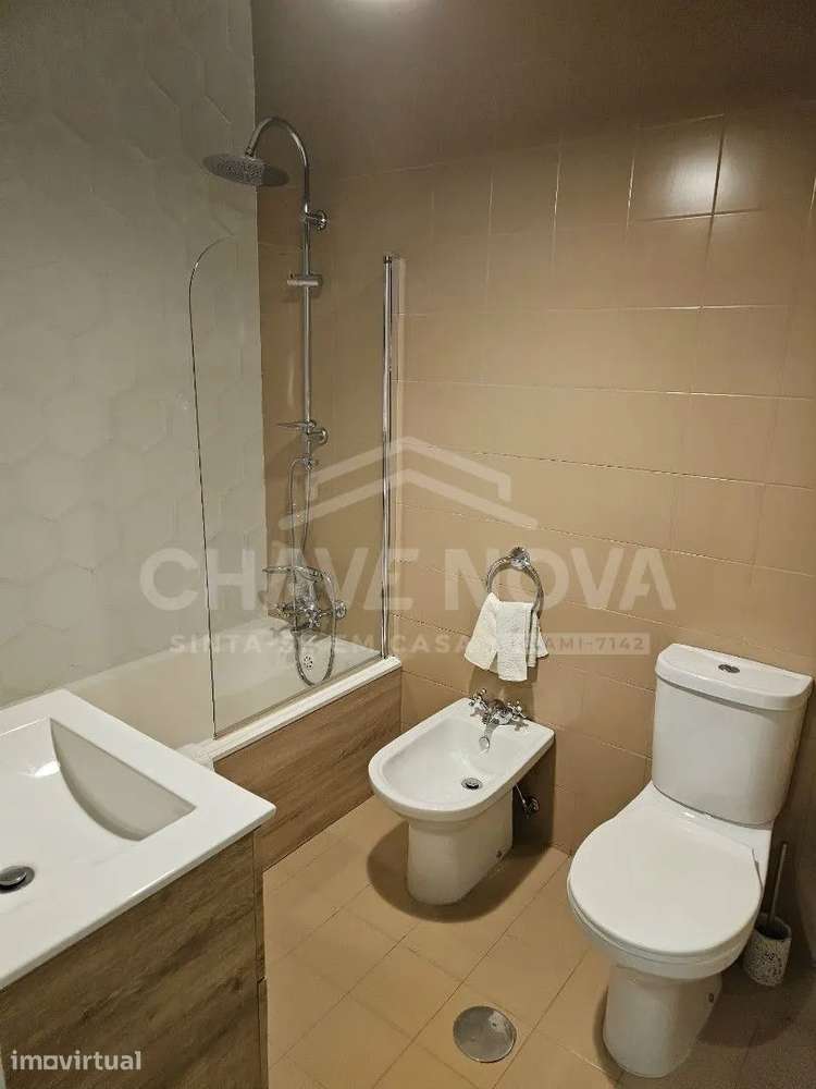 Apartamento T1 com terraço de 35 m2 em Leça da Palmeira - Grande imagem: 3/22
